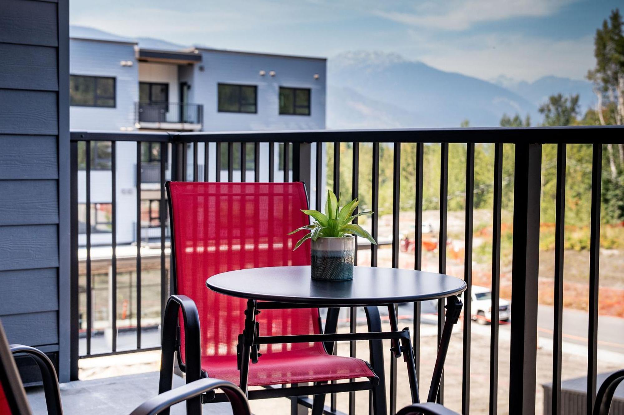 Alpine Haven By Revelstoke Vacations Exterior foto